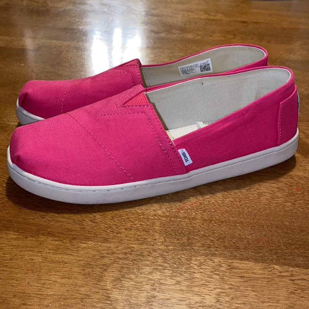 Pink Toms - Picture 2 of 4